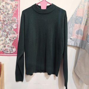 Sag Harbor Forest Green Sweater